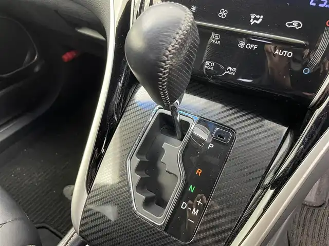 トヨタ ハリアー プレミアム 富山県 2014(平26)年 5.5万km ブラック 社外ナビ（AM/FM/DVD/BT/フルセグ）/バックカメラ/ETC/ハーフレザーシート/衝突被害軽減システム/クルーズコントロール/レーンキープアシスト/横滑り防止装置/アイドリングストップ/純正アルミホイール/純正フロアマット/オートLEDライト/オートマチックハイビーム/フォグライト/ウッドコンビステアリング/スマートキー/スペアキー