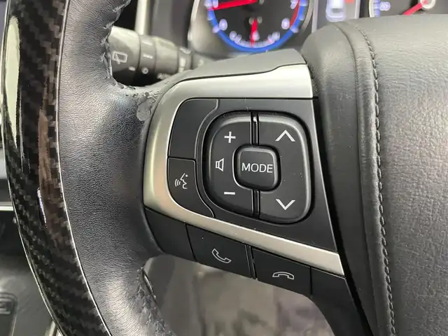 トヨタ ハリアー プレミアム 富山県 2014(平26)年 5.5万km ブラック 社外ナビ（AM/FM/DVD/BT/フルセグ）/バックカメラ/ETC/ハーフレザーシート/衝突被害軽減システム/クルーズコントロール/レーンキープアシスト/横滑り防止装置/アイドリングストップ/純正アルミホイール/純正フロアマット/オートLEDライト/オートマチックハイビーム/フォグライト/ウッドコンビステアリング/スマートキー/スペアキー