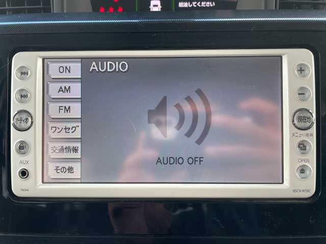 トヨタ タンク G S 富山県 2017(平29)年 6.4万km ブライトシルバーM 禁煙車/純正ディーラーＳＤナビ/型式：NSCN-W59C/（CD/ワンセグTV/AUX）/両側パワースライドドア/バックカメラ/ＥＴＣ/プッシュスタート/スマートキー×２/アイドリングストップ/フォグランプ/ドアバイザー/レーンアシスト