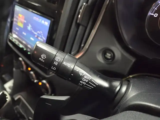 スバル インプレッサ スポーツ 2．0i－S アイサイト 鹿児島県 2019(令1)年 7.2万km クリスタルブラックシリカ 4WD/ケンウッドナビTV/バックカメラ/ドライブレコーダー/全車速追従機能付クルーズコントロール/アイサイトコアテクノロジー/・衝突被害軽減ブレーキ/・後退時自動ブレーキシステム/・車線逸脱警報/・前後誤発進抑制制御/ステアリング連動LEDヘッドランプ/フロントフォグランプ/革巻きステアリング/パドルシフト/前席パワーシート/純正18インチアルミホイール/スマートキー/プッシュエンジンスタート/禁煙車