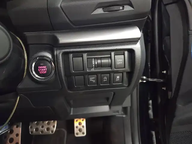 スバル インプレッサ スポーツ 2．0i－S アイサイト 鹿児島県 2019(令1)年 7.2万km クリスタルブラックシリカ 4WD/ケンウッドナビTV/バックカメラ/ドライブレコーダー/全車速追従機能付クルーズコントロール/アイサイトコアテクノロジー/・衝突被害軽減ブレーキ/・後退時自動ブレーキシステム/・車線逸脱警報/・前後誤発進抑制制御/ステアリング連動LEDヘッドランプ/フロントフォグランプ/革巻きステアリング/パドルシフト/前席パワーシート/純正18インチアルミホイール/スマートキー/プッシュエンジンスタート/禁煙車