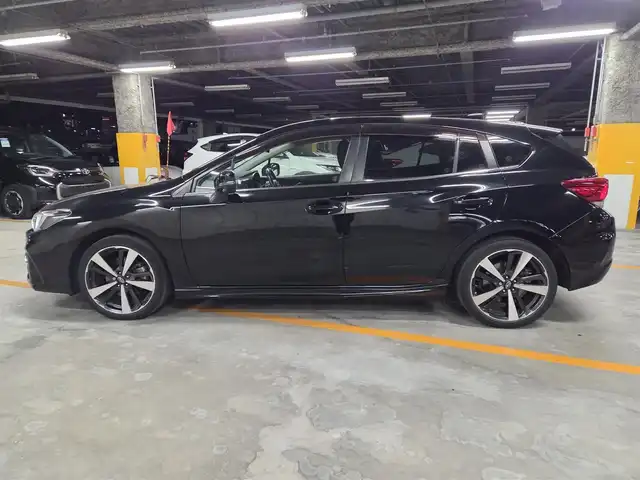 スバル インプレッサ スポーツ 2．0i－S アイサイト 鹿児島県 2019(令1)年 7.2万km クリスタルブラックシリカ 4WD/ケンウッドナビTV/バックカメラ/ドライブレコーダー/全車速追従機能付クルーズコントロール/アイサイトコアテクノロジー/・衝突被害軽減ブレーキ/・後退時自動ブレーキシステム/・車線逸脱警報/・前後誤発進抑制制御/ステアリング連動LEDヘッドランプ/フロントフォグランプ/革巻きステアリング/パドルシフト/前席パワーシート/純正18インチアルミホイール/スマートキー/プッシュエンジンスタート/禁煙車