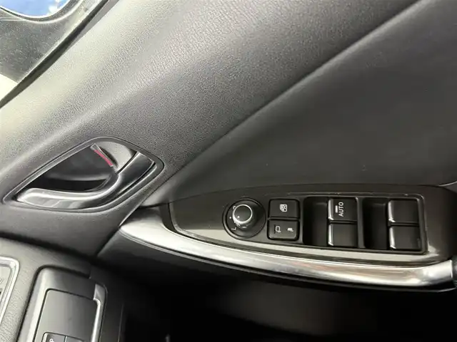 マツダ ＣＸ－５ XD Lパッケージ 愛知県 2015(平27)年 6.6万km ジェットブラックマイカ マツダコネクト/・フルセグTV/・Bluetooth/・CD/DVD/レーダークルーズコントロール/黒レザーシート/パワーシート/シートヒーター　/前後ドライブレコーダー/自動防眩ミラー/BSM/トノカバー/ETC