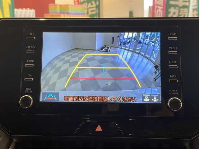 トヨタ ハリアー G 福井県 2021(令3)年 1.3万km ホワイトパールクリスタルシャイン 純正8インチナビ/フルセグTV/バックカメラ/ドライブレコーダー/ビルトインETC/トヨタセーフティーセンス/クリアランスソナー/デジタルインナーミラー/パワーバックドア/パワーシート/ハーフレザーシート/LEDヘッドライト/オートライト/オートハイビーム/MTモード付付AT/純正18インチAW/プッシュスタート/スマートキー×2/純正フロアマット