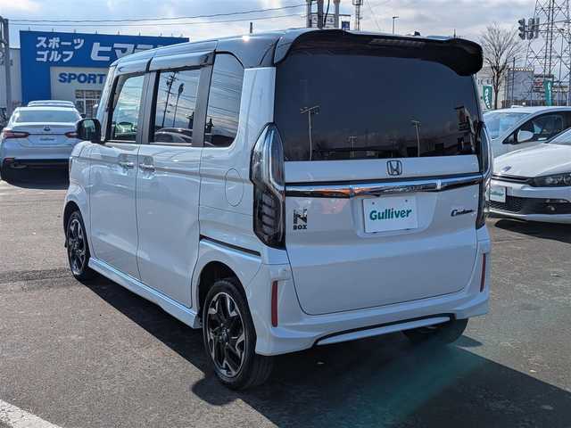 ホンダ Ｎ ＢＯＸ カスタム G L ターボ ホンダセンシング 福井県 2019(平31)年 6.3万km プラチナホワイトパール 純正15インチAW/４WD/前後ドライブレコーダー/レーダークルーズコントロール/パドルシフト/両側パワースライドドア/バックカメラ/純正8インチプレミアムインターナビ/フルセグテレビ/シートヒーター/LEDヘッドライト/衝突被害軽減システム/レーンキープアシスト/横滑り防止装置/盗難防止装置/ダブル＋サイドエアバッグ/カーテンエアバッグ/ビルトインETC/純正フロアマット