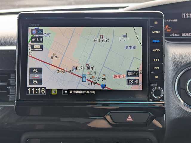 ホンダ Ｎ ＢＯＸ カスタム G L ターボ ホンダセンシング 福井県 2019(平31)年 6.3万km プラチナホワイトパール 純正15インチAW/４WD/前後ドライブレコーダー/レーダークルーズコントロール/パドルシフト/両側パワースライドドア/バックカメラ/純正8インチプレミアムインターナビ/フルセグテレビ/シートヒーター/LEDヘッドライト/衝突被害軽減システム/レーンキープアシスト/横滑り防止装置/盗難防止装置/ダブル＋サイドエアバッグ/カーテンエアバッグ/ビルトインETC/純正フロアマット