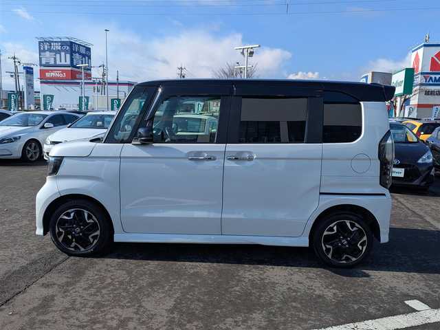 ホンダ Ｎ ＢＯＸ カスタム G L ターボ ホンダセンシング 福井県 2019(平31)年 6.3万km プラチナホワイトパール 純正15インチAW/４WD/前後ドライブレコーダー/レーダークルーズコントロール/パドルシフト/両側パワースライドドア/バックカメラ/純正8インチプレミアムインターナビ/フルセグテレビ/シートヒーター/LEDヘッドライト/衝突被害軽減システム/レーンキープアシスト/横滑り防止装置/盗難防止装置/ダブル＋サイドエアバッグ/カーテンエアバッグ/ビルトインETC/純正フロアマット