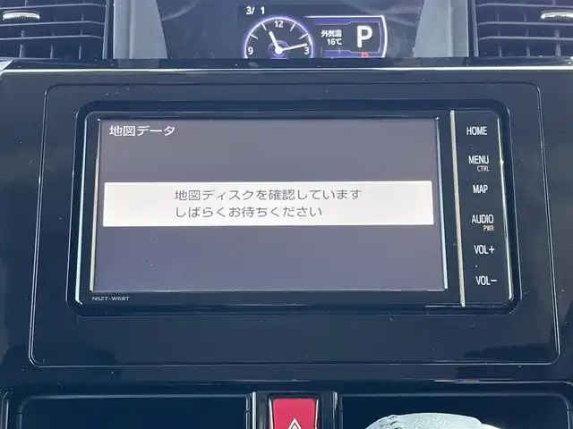 トヨタ タンク カスタムG 奈良県 2020(令2)年 2.2万km ブラックマイカメタリック 純正ナビ　/フルセグＴＶ　/BT/CD/DVD/SD/USB/HDMI/両側パワースライドドア　/前後ドライブレコーダー　/ビルトインＥＴＣ　/全方位カメラ　/クルーズコントロール　/前後コーナーセンサー　/フロントエアロ　/衝突被害軽減システム　/スマートキー/純正14インチアルミホイール/純正フロアマット/ウォークスルー/横滑り防止装置/盗難防止装置/LEDヘッドライト/オートマチックハイビーム/オートライト