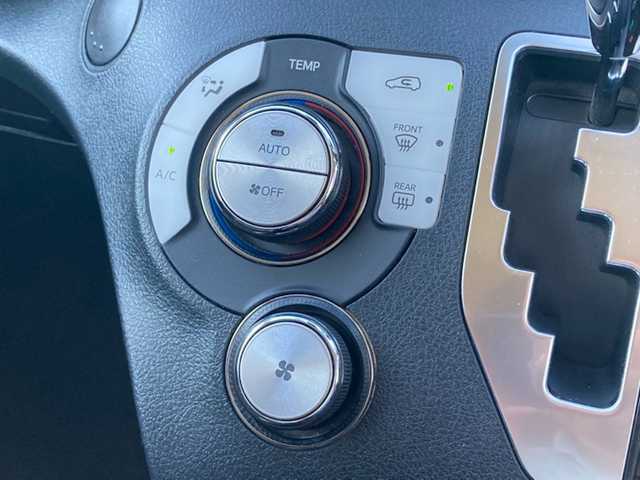 トヨタ シエンタ G クエロ 愛媛県 2018(平30)年 8.9万km ブラックマイカ 1オーナー /純正ナビ(NSZT-W66T)/・CD DVD フルセグTV Bluetooth SD /バックカメラ /フリップダウンモニター /両側パワースライドドア /モデリスタフロントエアロ /前後ドライブレコーダー/ETC/衝突軽減ブレーキ/車線逸脱警報/先行車発進お知らせ/LEDオートライト/・オートハイビーム/アイドリングストップ/ドアバイザー/フロアマット/プッシュスタート/・スペアキー/取扱説明書/保証書