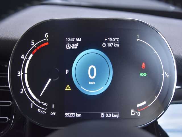 ＭＩＮＩ ミニ クーパー SD 和歌山県 2021(令3)年 5.6万km 白Ⅱ ドライビングアシストＰＫＧ　/ハーフレザーシート　/シートヒーター　/アンビエントライト　/インテリジェントセーフティ　/衝突軽減　/レーンキープアシスト　/ＬＥＤライト　/ＥＴＣ