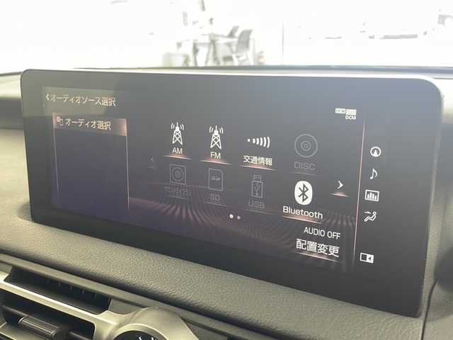 レクサス ＩＳ 300h Fスポーツ モードブラックS 岐阜県 2022(令4)年 2.8万km ソニッククロム 純正ナビ/（BT/フルセグ/CD/DVD）/マークレビンソン/サンルーフ/全方位カメラ/衝突軽減ブレーキ/オートクルーズコントロール/レーンキープアシスト/コーナーセンサー前後/ドライブレコーダー前後/ETC2.0 /ハーフレザー/エアシート/シートヒーター/ステアリングヒーター/革ステアリング/ステアリングスイッチ/スマートキー/プッシュスタート