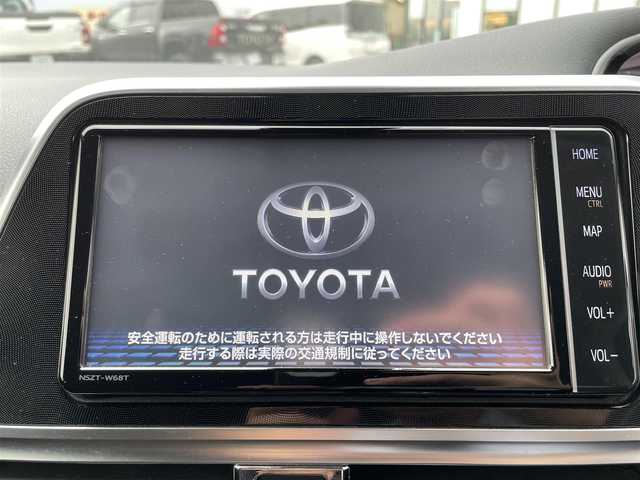 トヨタ シエンタ ハイブリッド G クエロ 茨城県 2019(平31)年 5.6万km ブラックマイカ 純正ナビ/【FM・AM・BT・TV】/クルーズコントロール/全方位カメラ/ETC/前後コーナーセンサー/両側パワースライド/純正アルミホイール/オートライト/LED/スマートキー/スペアキー有/純正フロアマット/ハーフレザーシート