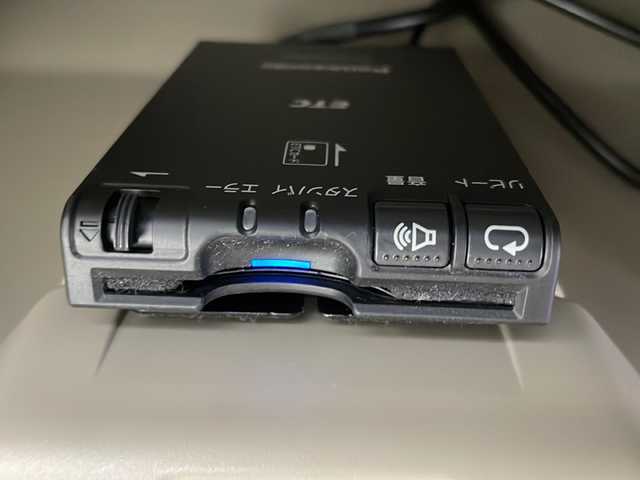 ホンダ Ｎ ＢＯＸ G Lパッケージ 千葉県 2014(平26)年 5.7万km スマートブラック 禁煙車　/純正ナビ　/ＡＭ　ＦＭ　ＣＤ　ワンセグ　/片側パワースライドドア　/バックカメラ　/ＥＴＣ　/ヘッドライトレベライザー　/ステアリングリモコン　/電格ミラー　/純正アルミホイール　/フロアマット　/横滑り防止
