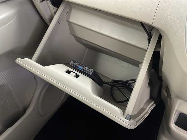 ホンダ Ｎ ＢＯＸ G Lパッケージ 千葉県 2014(平26)年 5.7万km スマートブラック 禁煙車　/純正ナビ　/ＡＭ　ＦＭ　ＣＤ　ワンセグ　/片側パワースライドドア　/バックカメラ　/ＥＴＣ　/ヘッドライトレベライザー　/ステアリングリモコン　/電格ミラー　/純正アルミホイール　/フロアマット　/横滑り防止
