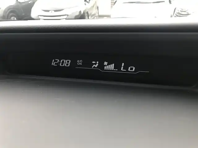 ホンダ ステップワゴン スパーダ Z 栃木県 2012(平24)年 7.7万km プレミアムブラキッシュパール 株)IDOMが運営する【じしゃロン小山店】の自社ローン専用車両になります。こちらは現金またはオートローンご利用時の価格です。自社ローンご希望の方は別途その旨お申付け下さい//禁煙車/純正フルセグナビ/（CD/DVD/AM/FMラジオ）/(Bluetooth)/スマートキー/バックカメラ/ＥＴＣ/両側パワースライドドア/パドルシフト/ステアリングリモコン/電動格納ドアミラー/パワーウインドウ/防眩ミラー/オートライト
