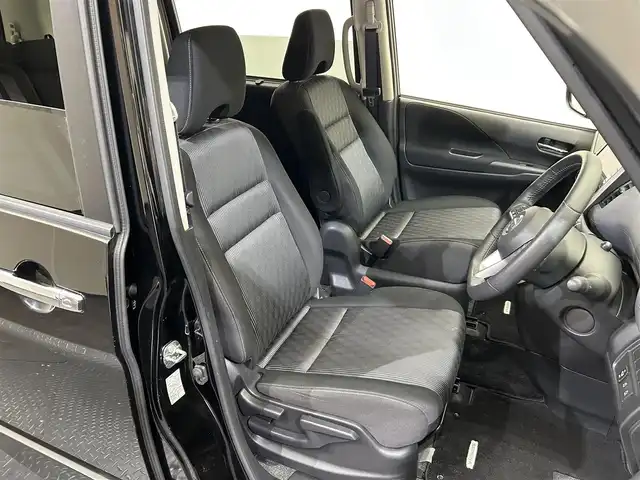 日産 セレナ ハイウェイスター V 愛媛県 2020(令2)年 4.8万km ダイヤモンドブラック 純正10型ナビ/プロパイロット/両側電動スライドドア/全周囲カメラ/フリップダウンモニター/前後コーナーセンサー/ETC2.0/ブラインドスポットモニター/レーンキープアシスト/キャプテンシート/ステアリングスイッチ/オートマチックハイビーム/オートライト/アイドリングストップ/ウインカーミラー/ドアバイザー/プッシュスタート/取扱説明書