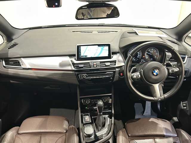 ＢＭＷ ２１８ｄ xDriveアクティブツアラーMスポーツ 新潟県 2019(令1)年 5.4万km サファイアブラックP パーフォレーテッド・ダコタ・レザー・シート/アドバンスド・アクティブ・セーフティ・パッケージ/・ヘッドアップ・ディスプレイ/・アクティブ・クルーズ・コントロール（ストップゴー機能付）/プラス・パッケージ/・スポット対応車載器（ルーム・ミラー内蔵、機能付）/・フロント・フォグ・ランプ/・オートマチック・エア・コンディショナー/コンフォート・パッケージ/・オートマチック・テールゲート・オペレーション/・コンフォート・アクセス/ライト・パッケージ/・アンビエント・ライト/・フロント・シート・ヒーティング/パーキング・サポート・パッケージ/・リヤ・ビュー・カメラ/・パーク・ディスタンス・コントロール/・パーキング・アシスト/BMW純正前後ドライブレコーダー/スペアキー