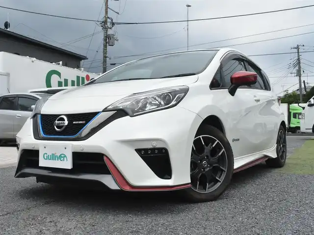 日産 ノート e－パワー ニスモ 神奈川県 2017(平29)年 4万km パール ワンオーナー/純正メモリナビ/アラウンドビューカメラ/フルセグテレビ/スマートルームミラー/プッシュスタート/インテリジェントキー/ETC/ドライブレコーダー/保証書/取説/ナビ説/記録(H.30.R.2.4.5.6)/スペアインテリキー