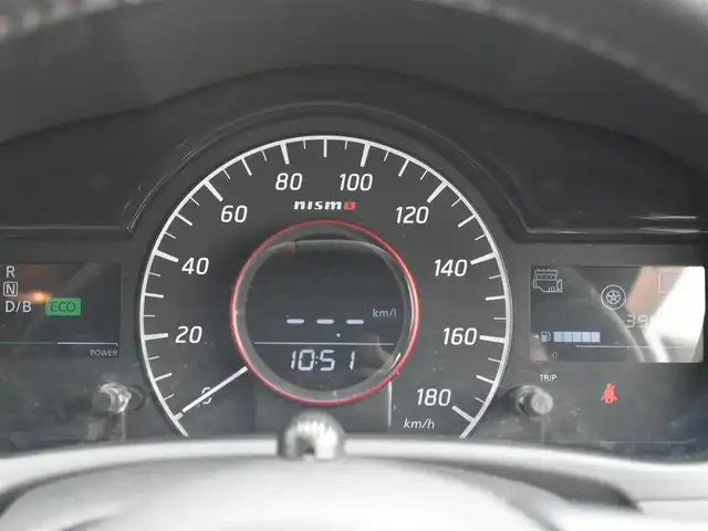 日産 ノート e－パワー ニスモ 神奈川県 2017(平29)年 4万km パール ワンオーナー/純正メモリナビ/アラウンドビューカメラ/フルセグテレビ/スマートルームミラー/プッシュスタート/インテリジェントキー/ETC/ドライブレコーダー/保証書/取説/ナビ説/記録(H.30.R.2.4.5.6)/スペアインテリキー