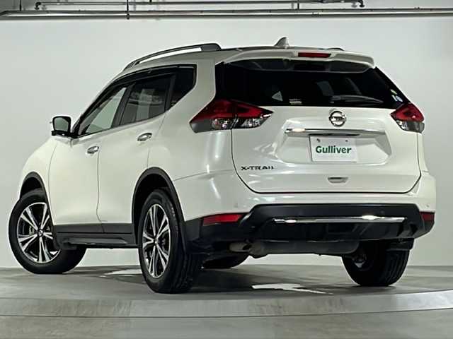 日産 エクストレイル 20Xi 広島県 2018(平30)年 2.5万km ブリリアントホワイトパール アラウンドビューモニター/エマージェンシーブレーキ/プロパイロット/車線逸脱防止支援システム/クリアランスソナー/純正9インチナビ/・型式：MM518D-L/・CD/DVD/Bluetooth/USB/AUX/フルセグTV/ビルトインETC/インテリジェントルームミラー/4WD/ダウンヒルアシストコントロール/パワーバックドア/電動パーキングブレーキ/ブレーキホールド/革巻きステアリング/ステアリングスイッチ/左右独立オートエアコン/純正フロアマット/純正ドアバイザー/純正18インチアルミホイール/ルーフレール/アイドリングストップ/プッシュスタート/スマートキー/スペアキー1本/LEDオートヘッドライト/地図SD欠品