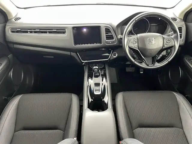 ホンダ ヴェゼル ハイブリッド Z ホンダセンシング 福島県 2019(平31)年 7.1万km プラチナホワイトパール ホンダセンシング/・CMBS/・ACC/・先行車発進告知/・路外逸脱抑制/・レーンアシスト/・リアアクティブフォースペダル/・標識認機能/４ＷＤ　/純正メモリナビゲーション/【AM/FM/DVD/CD/Bluetooth/フルセグ/HDMI】　/型番:VXM-187VFI/ＥＴＣ/ドライブレコーダー　/ハーフレザーシート　/電子パーキング　/・ブレーキホールド　/シートヒーター　/エンジンスターター　/・プッシュスタート　/・スマートキー/LEDライト/・オートライト/・フォグライト/純正フロアマット/ドアバイザー/電動格納ウィンカーミラー/パドルシフト/取扱説明書/・保証書