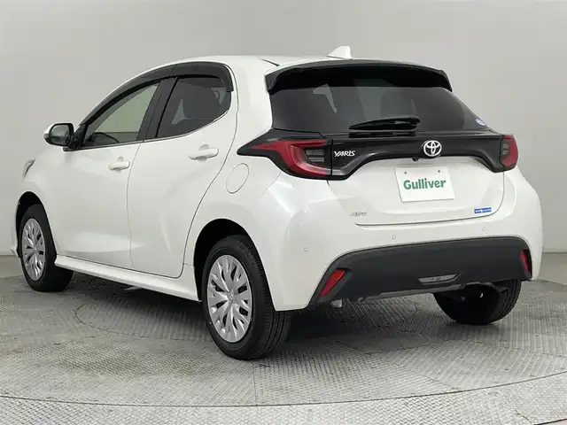 トヨタ ヤリス Z 道央・札幌 2020(令2)年 0.2万km ホワイトパールクリスタルシャイン ・4WD/・寒冷地仕様/・衝突被害軽減ブレーキ/・レーンキープアシスト/・レーダークルーズコントロール/・オートハイビーム/・純正ディスプレイオーディオ/・アラウンドビューモニター/・Bluetooth/・ビルトインETC/・シートヒーター/・オートライト/・オートエアコン/・横滑り防止装置