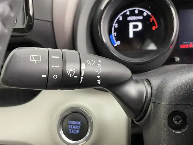 トヨタ ヤリス Z 道央・札幌 2020(令2)年 0.2万km ホワイトパールクリスタルシャイン ・4WD/・寒冷地仕様/・衝突被害軽減ブレーキ/・レーンキープアシスト/・レーダークルーズコントロール/・オートハイビーム/・純正ディスプレイオーディオ/・アラウンドビューモニター/・Bluetooth/・ビルトインETC/・シートヒーター/・オートライト/・オートエアコン/・横滑り防止装置