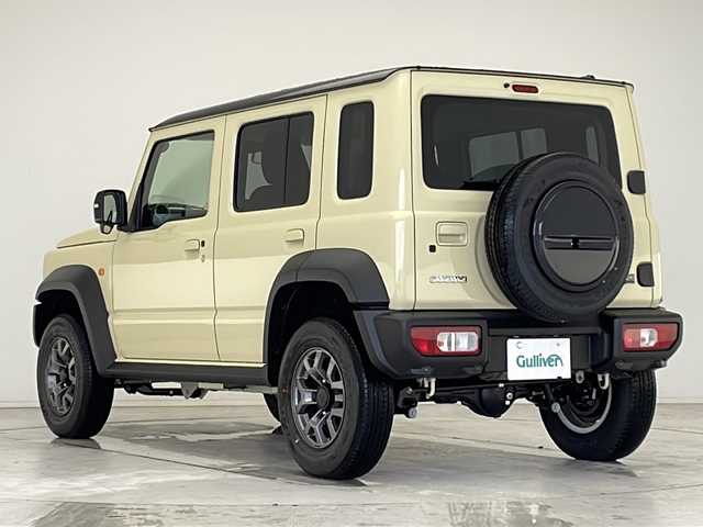スズキ ジムニー ノマド FC 愛知県 2025(令7)年 0.1万km未満 ベージュ 登録済未使用車/衝突軽減システム/ディズプレイオーディオ　ナビ機能なし/レーダークルーズコントロール/シートヒーター/Bluetooth/コーナーセンサー/純正アルミホイール/LEDヘッドライト/オートマチックハイビーム/４WD/ステアリングスイッチ/スマートキー/プッシュスタート