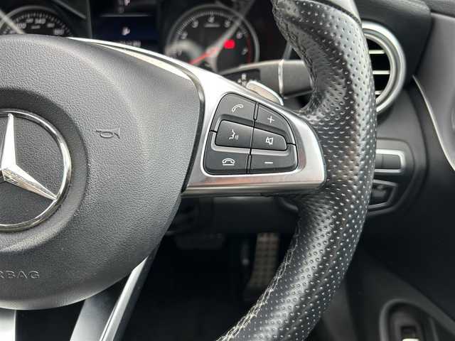 メルセデス・ベンツ Ｃ１８０ カブリオレ スポーツ 茨城県 2018(平30)年 5.7万km ダイヤモンドホワイト レザーエクスクルーシブＰＫＧ　/・黒本革　/・ＨＵＤ　/・１９ｉｎＡＭＧマルチスポークＡＷ　/・エアスカーフ　/・エアキャップ/・エアバランスパッケージ/・アダプティブハイビームアシストプラス/・LEDインテリジェントシステム/・LEDコーナリングライト/シートヒーター　/Ｍ付ＰＷシート/ＲＳＰ　/ＡＣＣ　/ＬＫＡ　/ＢＳＡ　/Ｂカメラ　/ナビ　/ＴＶ　/ＢＴ　/ＬＥＤ　/ＥＴＣ/ドラレコ/ナビ/フルセグTV/BT/USB/DVD/禁煙車