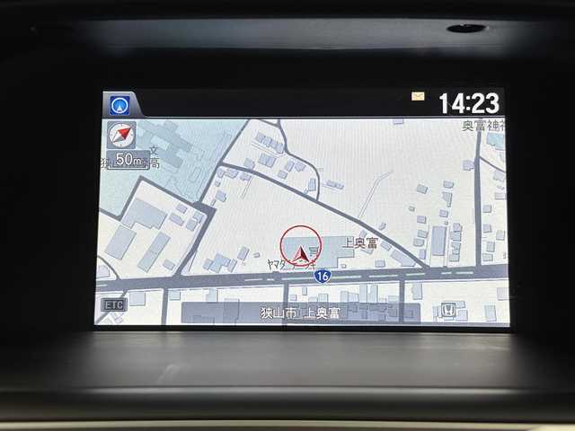 ホンダ アコード ハイブリッド LX 埼玉県 2013(平25)年 7.7万km ホワイトオーキッドパール 純正８インチナビ　/バックカメラ　/クルーズコントロール　/フォグライト切り替え　/純正ドライブレコーダー　/ハーフレザーシート　/パワーシート　/革巻きステアリング　/Ｂｌｕｅｔｏｏｔｈ　/フルセグＴＶ　/ｉｐｏｄ　/ＡＵＸ