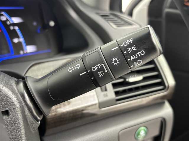 ホンダ アコード ハイブリッド LX 埼玉県 2013(平25)年 7.7万km ホワイトオーキッドパール 純正８インチナビ　/バックカメラ　/クルーズコントロール　/フォグライト切り替え　/純正ドライブレコーダー　/ハーフレザーシート　/パワーシート　/革巻きステアリング　/Ｂｌｕｅｔｏｏｔｈ　/フルセグＴＶ　/ｉｐｏｄ　/ＡＵＸ