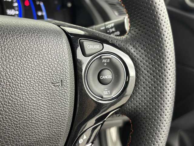 ホンダ アコード ハイブリッド LX 埼玉県 2013(平25)年 7.7万km ホワイトオーキッドパール 純正８インチナビ　/バックカメラ　/クルーズコントロール　/フォグライト切り替え　/純正ドライブレコーダー　/ハーフレザーシート　/パワーシート　/革巻きステアリング　/Ｂｌｕｅｔｏｏｔｈ　/フルセグＴＶ　/ｉｐｏｄ　/ＡＵＸ