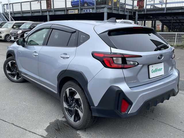 スバル クロストレック リミテッド 道東・釧路十勝 2023(令5)年 1.4万km アイスシルバーメタリック 4WD/純正11.6インチディスプレイオーディオ/　(AM/FM/BT/Apple CarPlay)/フルセグTV/全方位モニター/バックカメラ/社外AWスタッドレスセット積込(225/60R17)/純正エンジンスターター/前席パワーシート/前席シートヒーター/プリクラッシュブレーキ/エマージェンシーレーンキープアシスト/誤発進抑制制御/リアビークルディテクション/レーダークルーズコントロール/後コーナーセンサー/ハンドルヒーター/パドルシフト/社外前後ドライブレコーダー/横滑り防止装置/LEDヘッドライト/LEDフォグランプ/オートライト/スペアキー