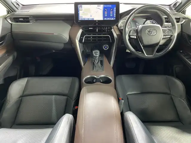 トヨタ ハリアー Z レザーパッケージ 神奈川県 2020(令2)年 3.4万km ホワイトパールクリスタルシャイン 純正12.3型コネクティッドナビゲーション/JBLプレミアムサウンドシステム/フルセグ　AM FM 　USB　Bluetooth/パノラミックビューモニター/ブラウン内装/パワーバックドア/セーフティセンス/プリクラッシュセーフティ/レーダークルーズコントロール/ロードサインアシスト/ドライバー異常時対応システム/横断歩行者検知機能/緊急時操舵支援/レーントレーシングアシスト/アダブティブハイビームアシスト/カーブ速度抑制機能/低速時加速抑制機能/パーキングサポートブレーキ/ブラインドスポットモニター/レザーシート/前席パワーシート/シートヒーター/運転席ポジションメモリー/革巻きステアリング/ステアリングヒーター/ETC/社外前後ドライブレコーダー/電動パーキングブレーキ/オートブレーキホールド/ドライブセレクトモード/プッシュスタート/スマートキー/純正19インチアルミホイール/LEDヘッドランプ/LEDフロントフォグランプ/オートライト