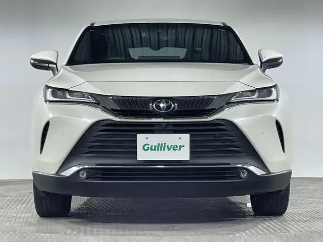 トヨタ ハリアー Z レザーパッケージ 神奈川県 2020(令2)年 3.4万km ホワイトパールクリスタルシャイン 純正12.3型コネクティッドナビゲーション/JBLプレミアムサウンドシステム/フルセグ　AM FM 　USB　Bluetooth/パノラミックビューモニター/ブラウン内装/パワーバックドア/セーフティセンス/プリクラッシュセーフティ/レーダークルーズコントロール/ロードサインアシスト/ドライバー異常時対応システム/横断歩行者検知機能/緊急時操舵支援/レーントレーシングアシスト/アダブティブハイビームアシスト/カーブ速度抑制機能/低速時加速抑制機能/パーキングサポートブレーキ/ブラインドスポットモニター/レザーシート/前席パワーシート/シートヒーター/運転席ポジションメモリー/革巻きステアリング/ステアリングヒーター/ETC/社外前後ドライブレコーダー/電動パーキングブレーキ/オートブレーキホールド/ドライブセレクトモード/プッシュスタート/スマートキー/純正19インチアルミホイール/LEDヘッドランプ/LEDフロントフォグランプ/オートライト