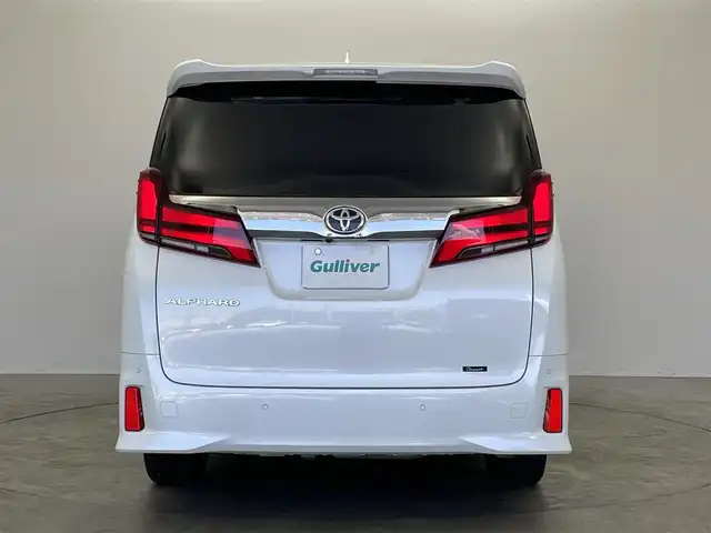 トヨタ アルファード S タイプゴールドⅡ 埼玉県 2022(令4)年 5.7万km ホワイトパールクリスタルシャイン 純正ディスプレイオーディオ　フリップダウンモニター　バックカメラ　ＤＶＤ再生　三眼ＬＥＤ　セーフティセンス　レーダークルーズコントロール　ビルトインＥＴＣ２．０　ＡＣ１００Ｖ　ハーフレザー　純正アルミ