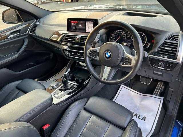 ＢＭＷ Ｘ４ xDrive 30i Mスポーツ 埼玉県 2019(令1)年 3.8万km サファイアブラックP 黒レザーシート　/サンルーフ　/アクティブクルーズコントロール　/オプション純正20インチアルミホイール　/純正ナビ 360カメラ　/ヘッドアップディスプレイ　/ブラインドスポットモニタ　/インテリジェントセーフティ
