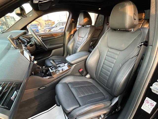 ＢＭＷ Ｘ４ xDrive 30i Mスポーツ 埼玉県 2019(令1)年 3.8万km サファイアブラックP 黒レザーシート　/サンルーフ　/アクティブクルーズコントロール　/オプション純正20インチアルミホイール　/純正ナビ 360カメラ　/ヘッドアップディスプレイ　/ブラインドスポットモニタ　/インテリジェントセーフティ