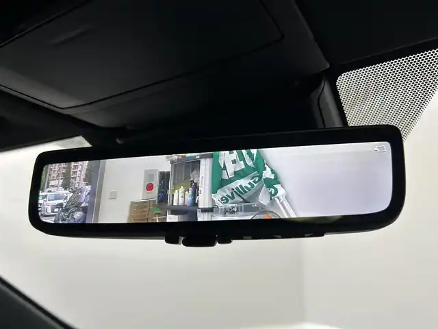レクサス ＮＸ 350h Fスポーツ 千葉県 2024(令6)年 0.7万km グラファイトブラックガラスフレーク ガラスルーフ/ブラックレザーシート/セーフティシステムプラス（予防安全パッケージ）/・プリクラッシュセーフティ/・レーントレーシングアシスト/・レーダークルーズコントロール/・ロードサインアシスト/・ドライバー異常時対応システム/・アクティブドライビングアシスト/・発進遅れ告知機能/・オートマチックハイビーム/・フロントクロストラフィックアラート/・レーンチェンジアシスト/・アダプティブハイビームシステム/・緊急時操舵支援/純正14インチディスプレイオーディオプラス/・メモリーナビ機能/・フルセグTV/・Bluetooth接続/・全方位カメラ/ブラインドスポットモニター/アドバンストパーク/パワーバックドア/デジタルインナーミラー/スマートキー/ビルトインETC2.0