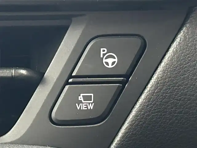 レクサス ＮＸ 350h Fスポーツ 千葉県 2024(令6)年 0.7万km グラファイトブラックガラスフレーク ガラスルーフ/ブラックレザーシート/セーフティシステムプラス（予防安全パッケージ）/・プリクラッシュセーフティ/・レーントレーシングアシスト/・レーダークルーズコントロール/・ロードサインアシスト/・ドライバー異常時対応システム/・アクティブドライビングアシスト/・発進遅れ告知機能/・オートマチックハイビーム/・フロントクロストラフィックアラート/・レーンチェンジアシスト/・アダプティブハイビームシステム/・緊急時操舵支援/純正14インチディスプレイオーディオプラス/・メモリーナビ機能/・フルセグTV/・Bluetooth接続/・全方位カメラ/ブラインドスポットモニター/アドバンストパーク/パワーバックドア/デジタルインナーミラー/スマートキー/ビルトインETC2.0