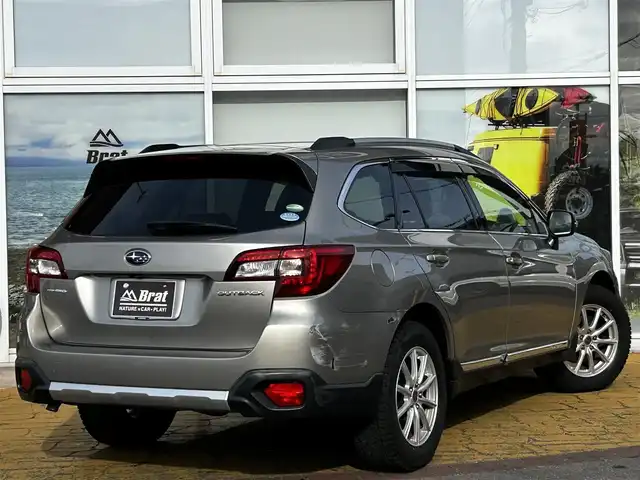 スバル アウトバック リミテッド 道北・旭川 2015(平27)年 1.4万km タングステンM 純正8インチナビ/バックカメラ/フルセグTV/レザーシート/前席パワーシート/前席シートヒーター/パワーバックドア/プッシュスタート/スマートキー/ETC