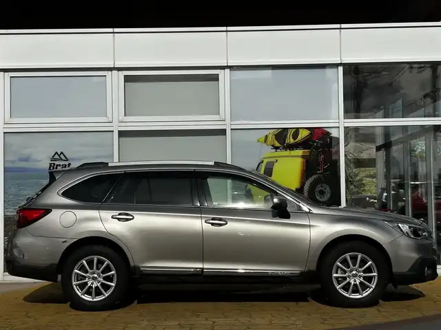 スバル アウトバック リミテッド 道北・旭川 2015(平27)年 1.4万km タングステンM 純正8インチナビ/バックカメラ/フルセグTV/レザーシート/前席パワーシート/前席シートヒーター/パワーバックドア/プッシュスタート/スマートキー/ETC