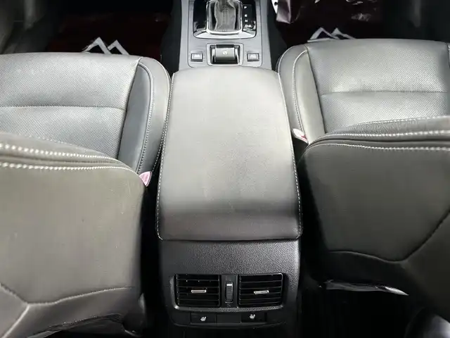 スバル アウトバック リミテッド 道北・旭川 2015(平27)年 1.4万km タングステンM 純正8インチナビ/バックカメラ/フルセグTV/レザーシート/前席パワーシート/前席シートヒーター/パワーバックドア/プッシュスタート/スマートキー/ETC