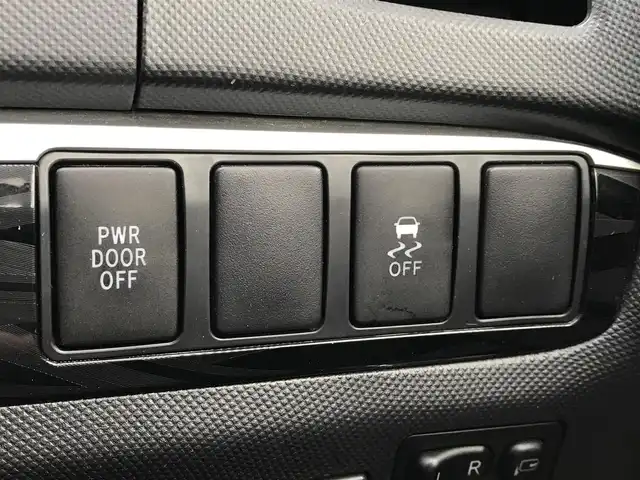 トヨタ エスティマ アエラス プレミアムエディション 富山県 2015(平27)年 7.9万km ブラック 純正ナビ/フルセグTV/Bluetooth/バックカメラ/クルーズコントロール/横滑り防止装置/プッシュスタート/スマートキー/両側パワースライドドア/ステアリングスイッチ/革巻きステアリング/オートライト/フォグランプ/ETC