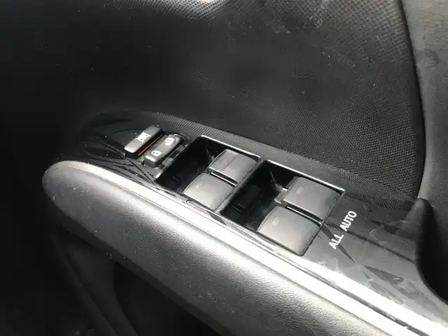 トヨタ エスティマ アエラス プレミアムエディション 富山県 2015(平27)年 7.9万km ブラック 純正ナビ/フルセグTV/Bluetooth/バックカメラ/クルーズコントロール/横滑り防止装置/プッシュスタート/スマートキー/両側パワースライドドア/ステアリングスイッチ/革巻きステアリング/オートライト/フォグランプ/ETC