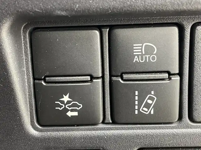 トヨタ エスクァイア Gi 群馬県 2016(平28)年 7.9万km スパークリングブラックパールクリスタルシャイン 純正7インチナビ/・フルセグTV/AM/FM/Bluetooth/CD/DVD/AUX/=======/純正ナビ　両側電動スライドドア　クルーズコントロール　ハーフレザーシート　ウッドコンビステア　前席シートヒーター　衝突被害軽減ブレーキ　レーンキープアシスト　ＥＴＣ　ＬＥＤ　オートハイビーム　禁煙