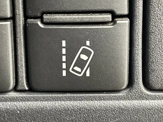 トヨタ エスクァイア Gi 群馬県 2016(平28)年 7.9万km スパークリングブラックパールクリスタルシャイン 純正7インチナビ/・フルセグTV/AM/FM/Bluetooth/CD/DVD/AUX/=======/純正ナビ　両側電動スライドドア　クルーズコントロール　ハーフレザーシート　ウッドコンビステア　前席シートヒーター　衝突被害軽減ブレーキ　レーンキープアシスト　ＥＴＣ　ＬＥＤ　オートハイビーム　禁煙