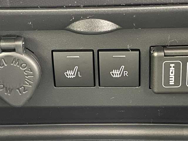 トヨタ ライズ Z 滋賀県 2025(令7)年 0.1千km ナチュラルベージュマイカM 登録済未使用車/純正9インチディスプレイオーディオ/【Bluetooth/フルセグTV】/バックカメラ/追従クルーズコントロール/クリアランスソナー/LEDヘッドライト/オートマチックハイビーム/レーンキープアシスト/衝突軽減ブレーキ/D/Nシートヒーター/電動パーキングブレーキ/オートブレーキホールド/プッシュスタート/スマートキー/ステアリングリモコン