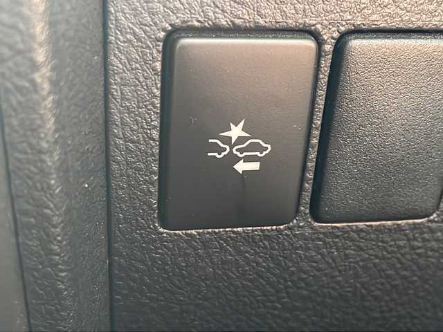 トヨタ ヴェルファイア Z Gエディション 京都府 2017(平29)年 5.2万km ホワイトパールクリスタルシャイン 純正１０インチナビ　Ｂｌｕｅｔｏｏｔｈオーディオ　フルセグ　ＤＶＤ再生　バックカメラ　後席フリップダウンモニター　プリクラッシュ　レーダークルーズ　電動リアゲート　両側パワースライド　ＬＥＤライト