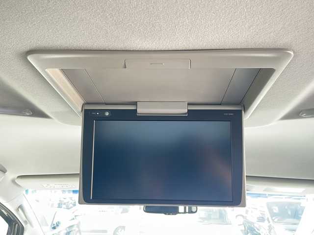 トヨタ ヴェルファイア Z Gエディション 京都府 2017(平29)年 5.2万km ホワイトパールクリスタルシャイン 純正１０インチナビ　Ｂｌｕｅｔｏｏｔｈオーディオ　フルセグ　ＤＶＤ再生　バックカメラ　後席フリップダウンモニター　プリクラッシュ　レーダークルーズ　電動リアゲート　両側パワースライド　ＬＥＤライト